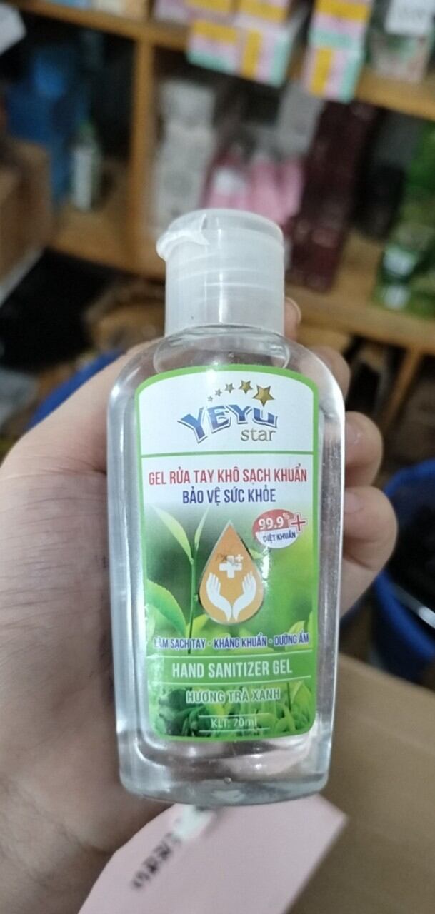 Nước rửa tay khô sạch khuẩn yeyu 70ml