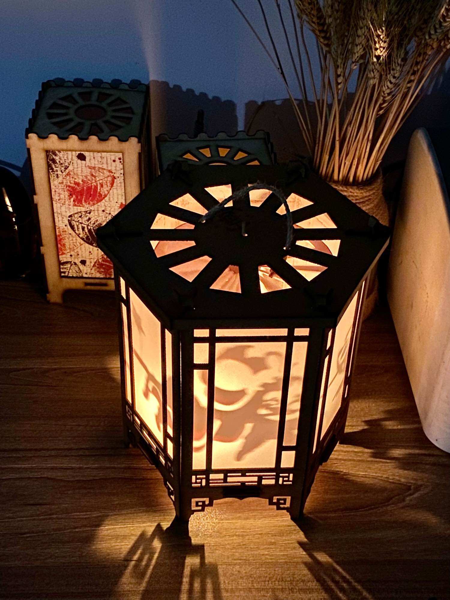 Đèn kéo quân Handmade sài nến cao 24cm( Chú Cuội, Chị Hằng, Múa Lân, Rước Đèn)