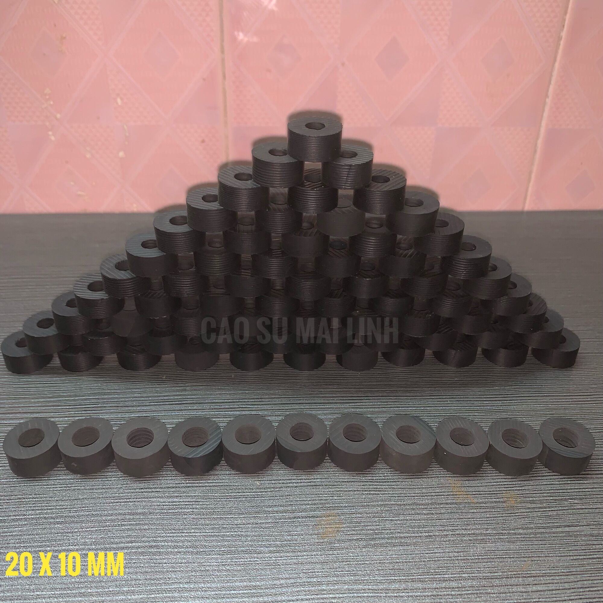 10 long đền cao su phi 20 dày 10 lỗ 10 (mm)