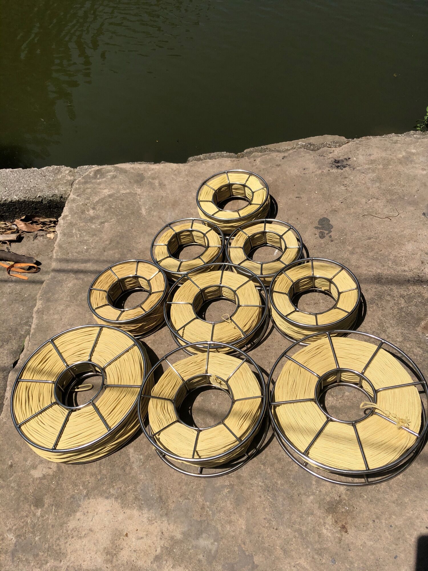 Guồng Inox Cuộn Dây Thả Diều