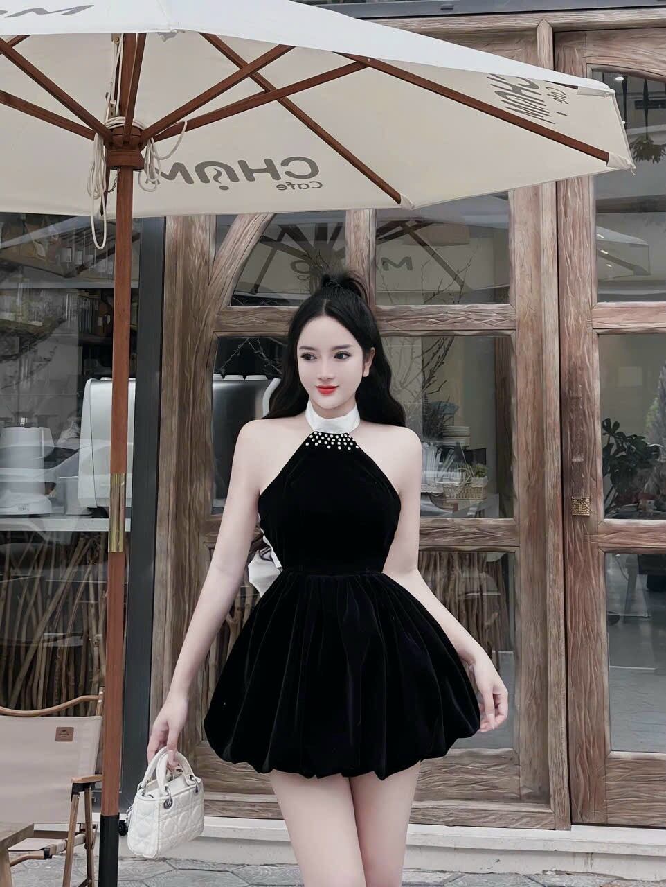 ĐẦM NHUNG BÍ CỔ YẾM ĐÍNH CƯỜM CỘT NƠ SAU - ( freesize dưới 55kg )