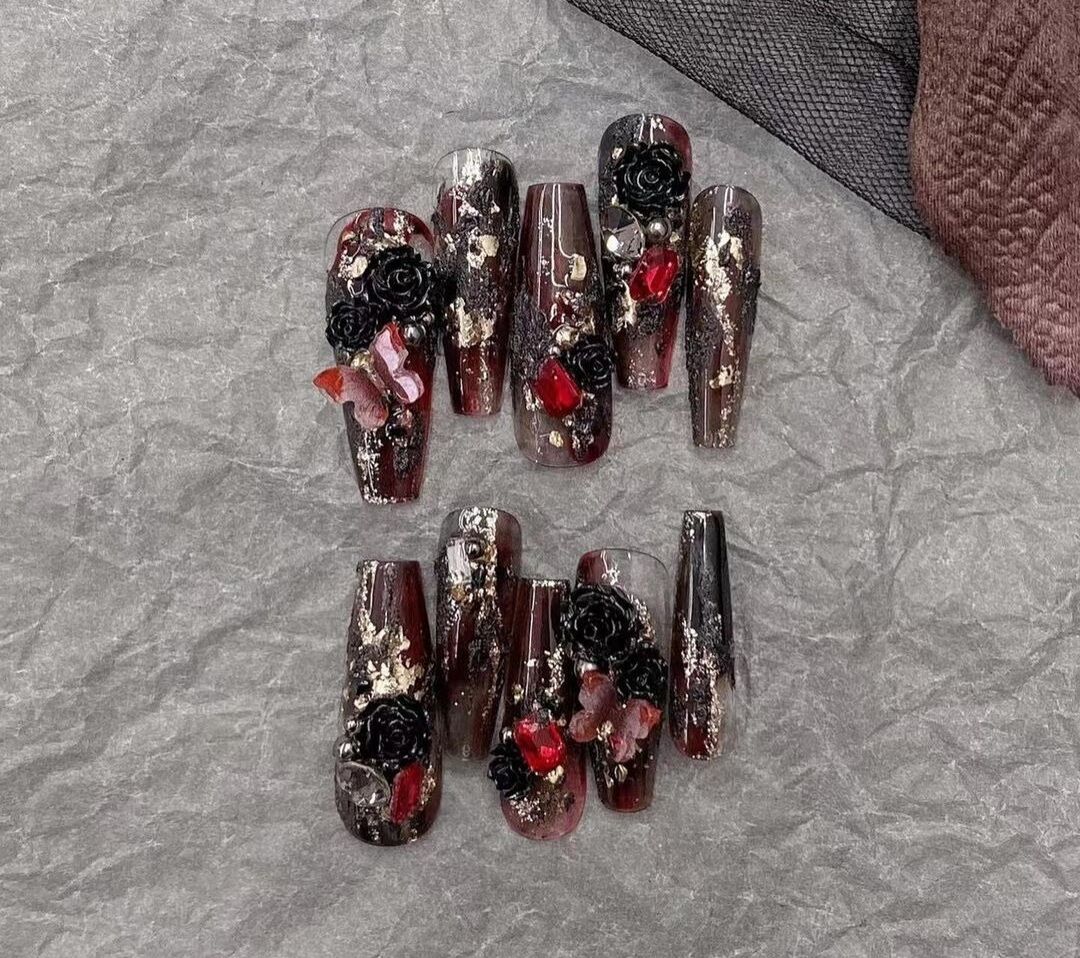 Nailbox thiết kế màu đen đỏ cổ điển - mã 48