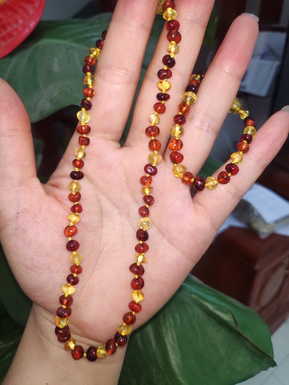 Vòng hổ phách cho bé ( Vòng cổ ).