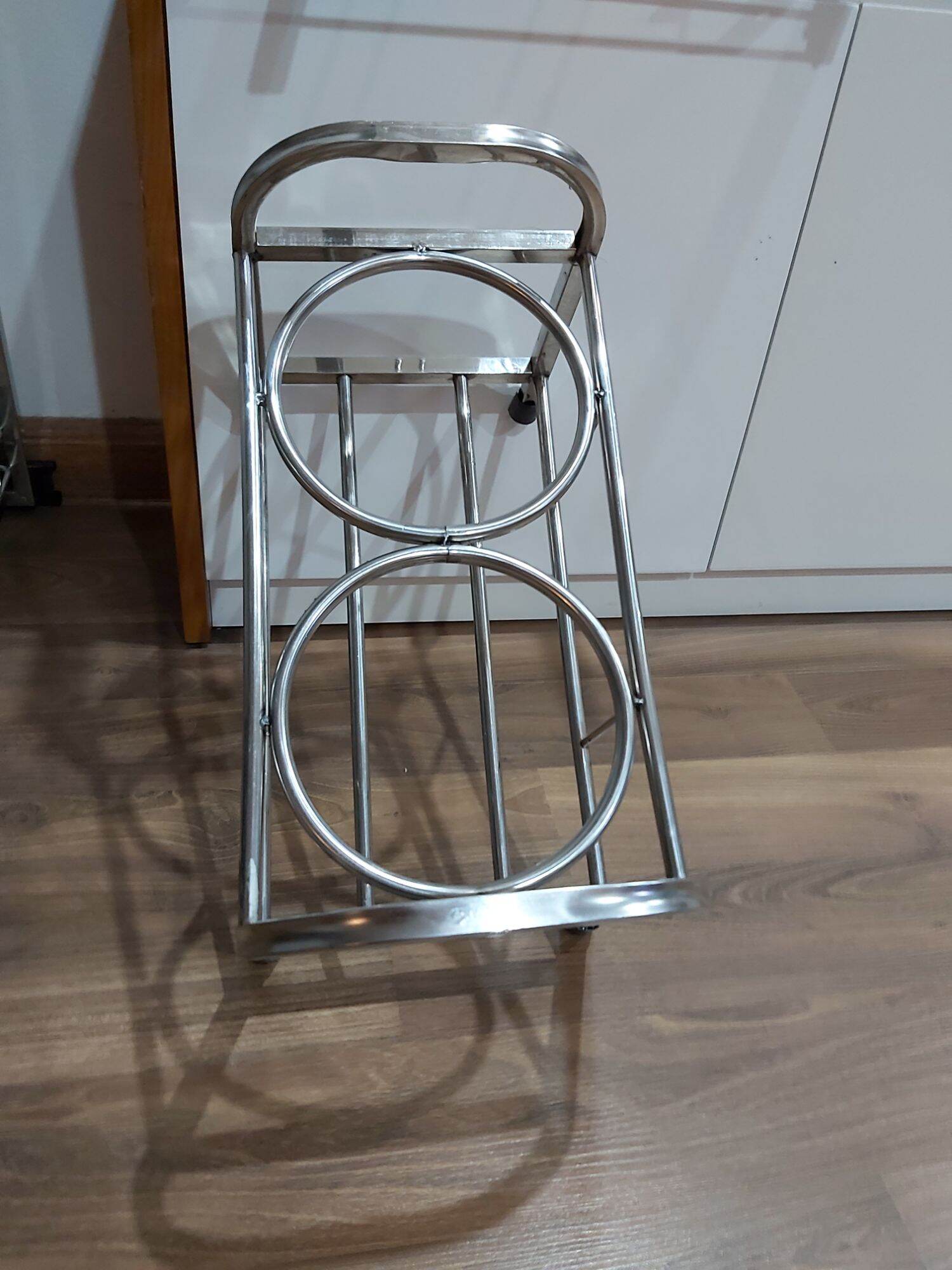 Kệ để phích nước inox
