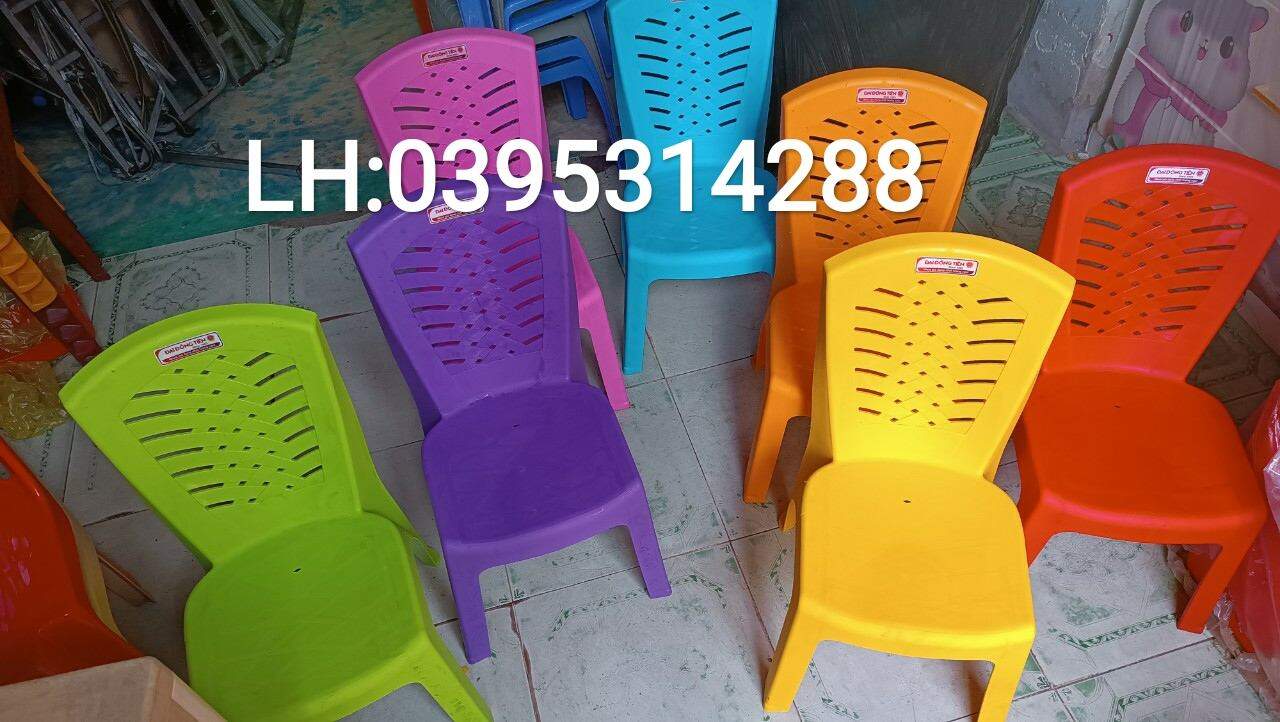 Ghế dựa nhỏ COZY Đại Đồng Tiến 7 sắc cầu vồng