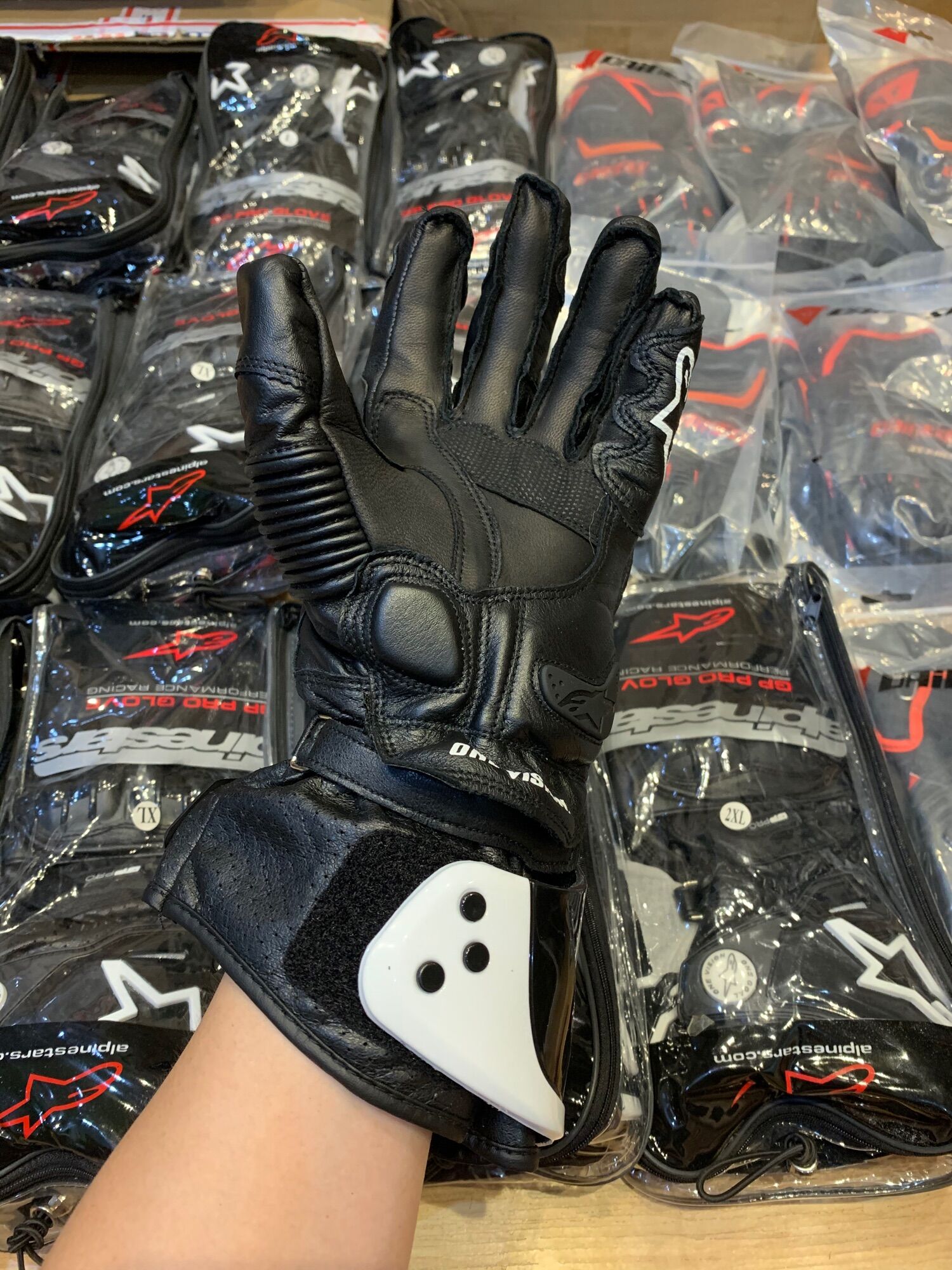 Găng tay cổ dài Alpinestar GP Pro version 2