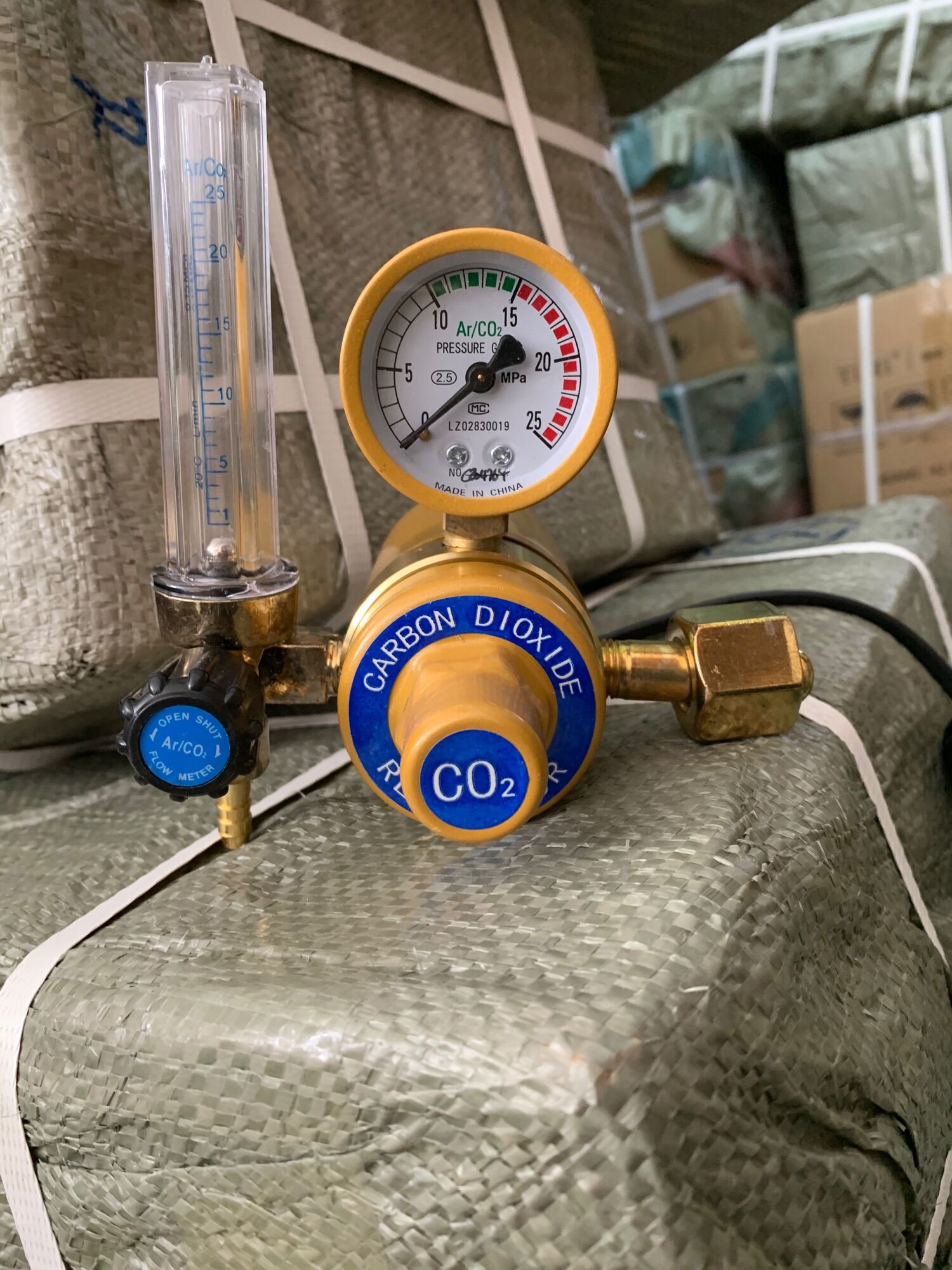 Đồng hồ khí CO2 dùng hàn Mig 220V hoặc 36V