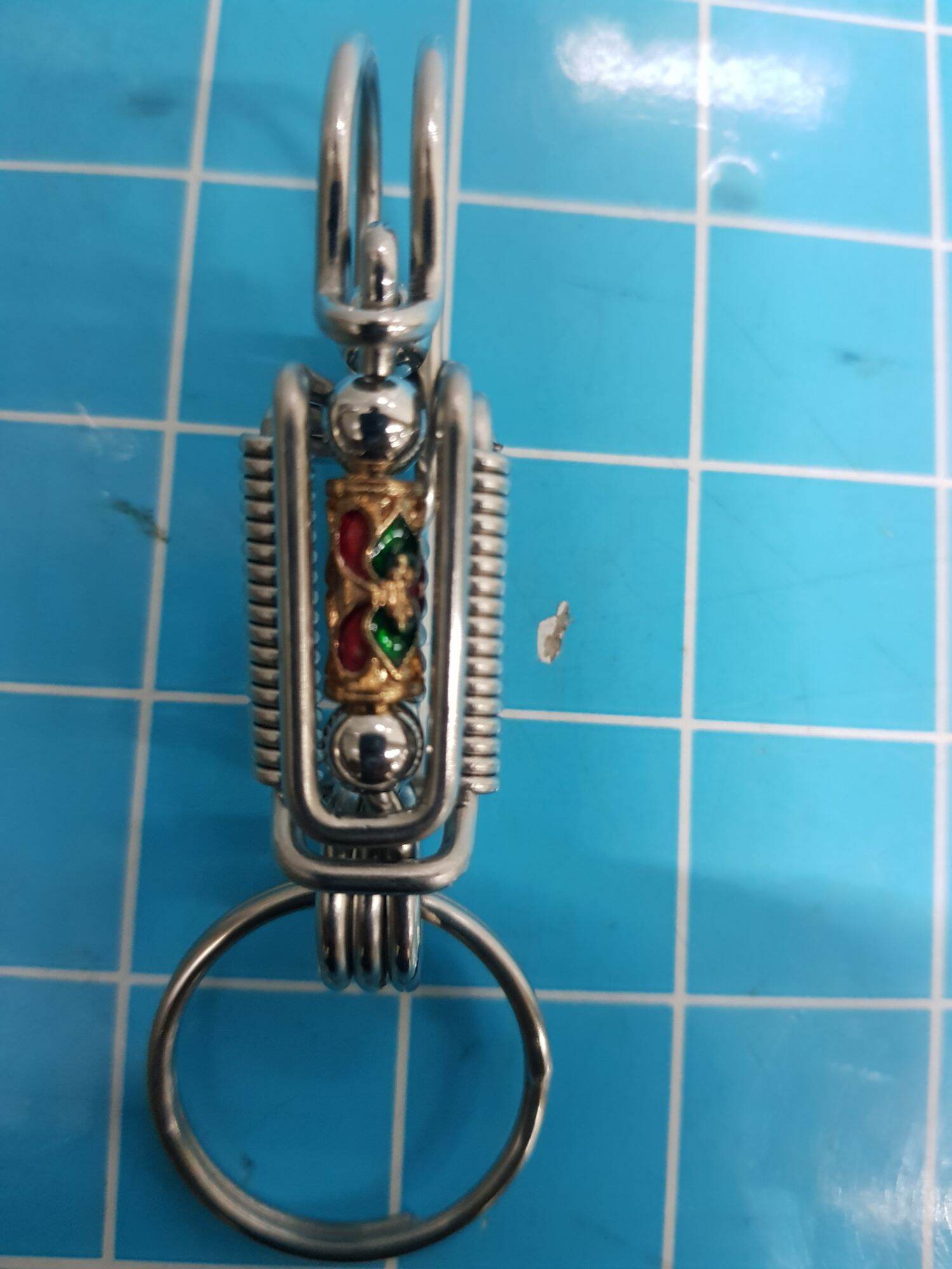 móc khóa inox. được làm bằng chất liệu inox 304. siêu bền. càng sài càng bóng đẹp.
