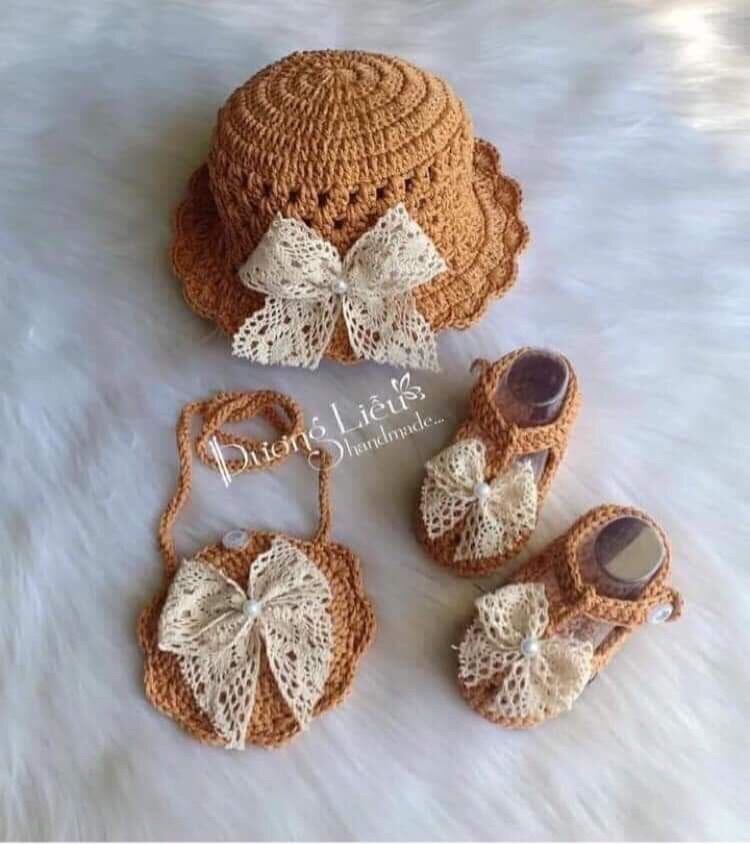 Set mũ giày và túi bé gái nơ ren