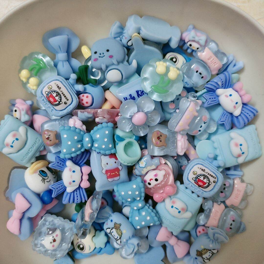 Set 10 charm ngẫu nhiên theo màu