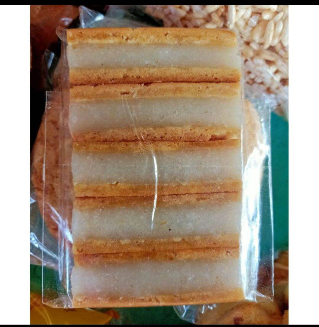 1 Bịch bánh nhân dừa thơm ngon đặc biệt