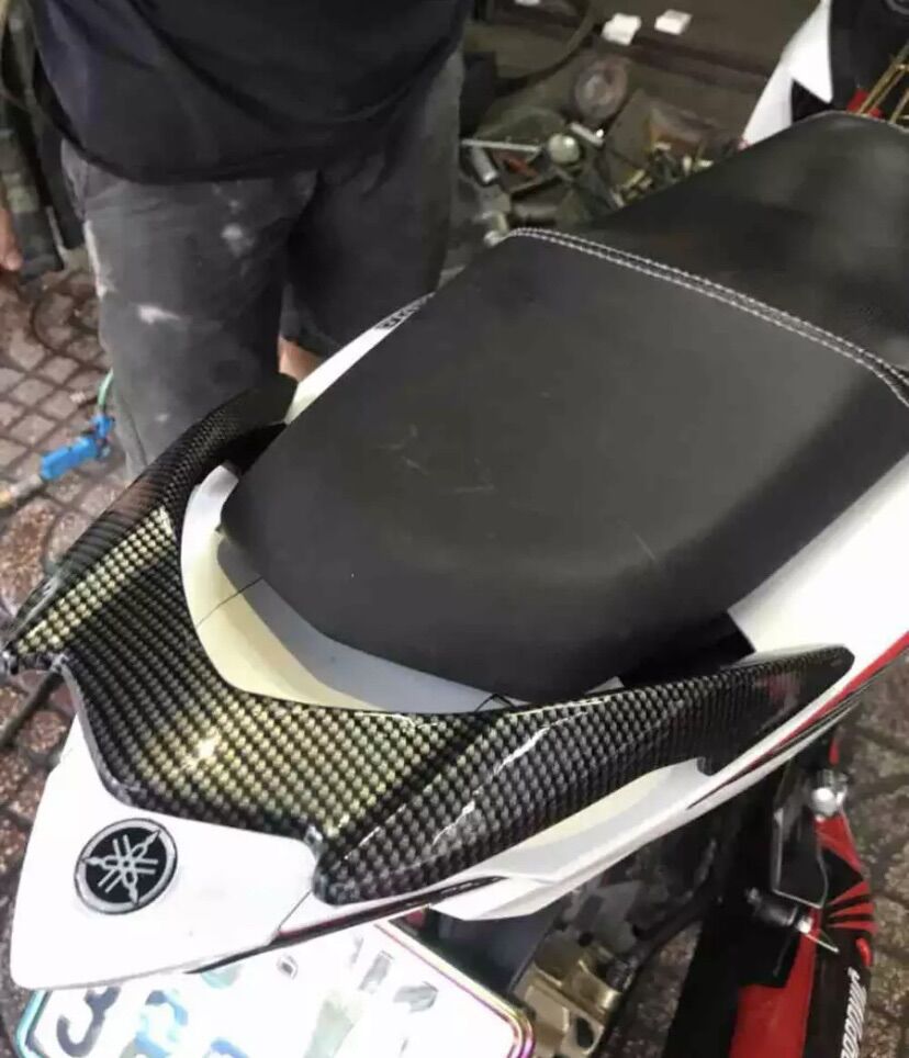 Cảng tay dắt ex150 sơn carbon