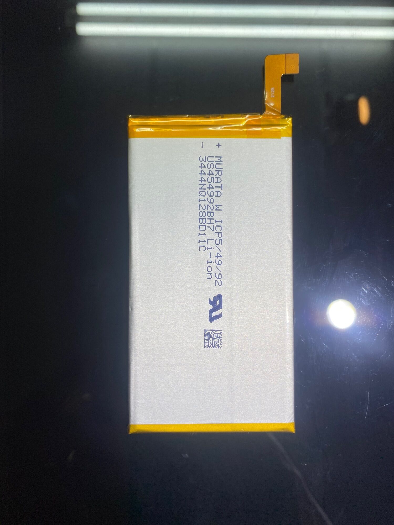 Pin điện thoại Sharp Aquos R3 Mới