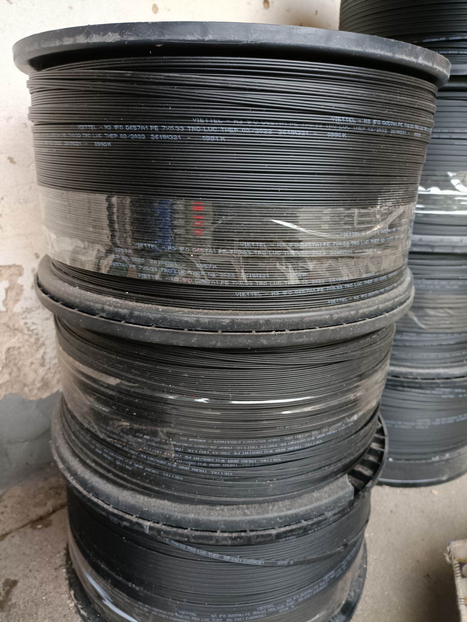 Cuộn cáp quang 1fo viettel 1000m