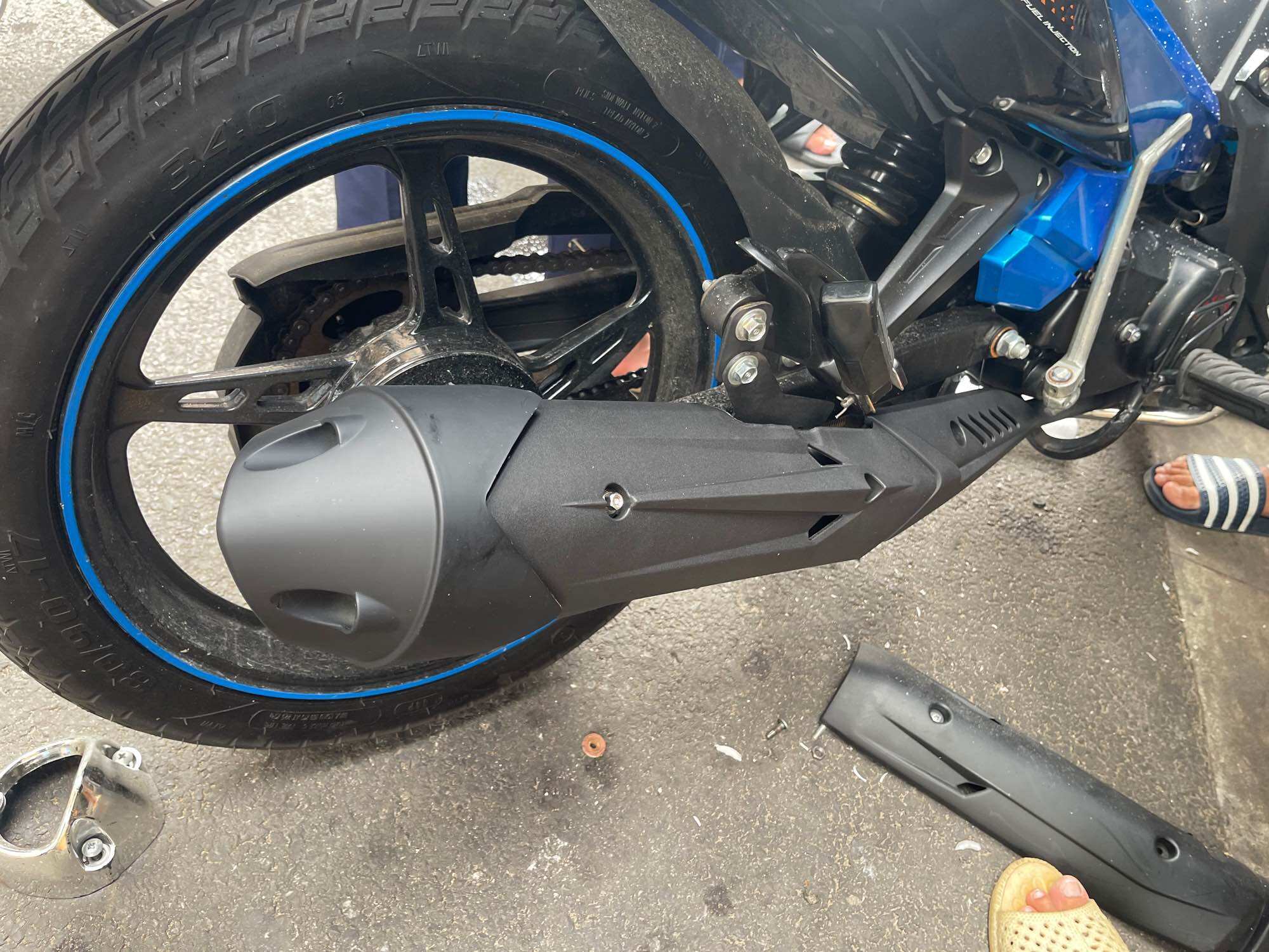 Ốp bô chụp đích bô exciter135 mẫu thái( gắn zin )