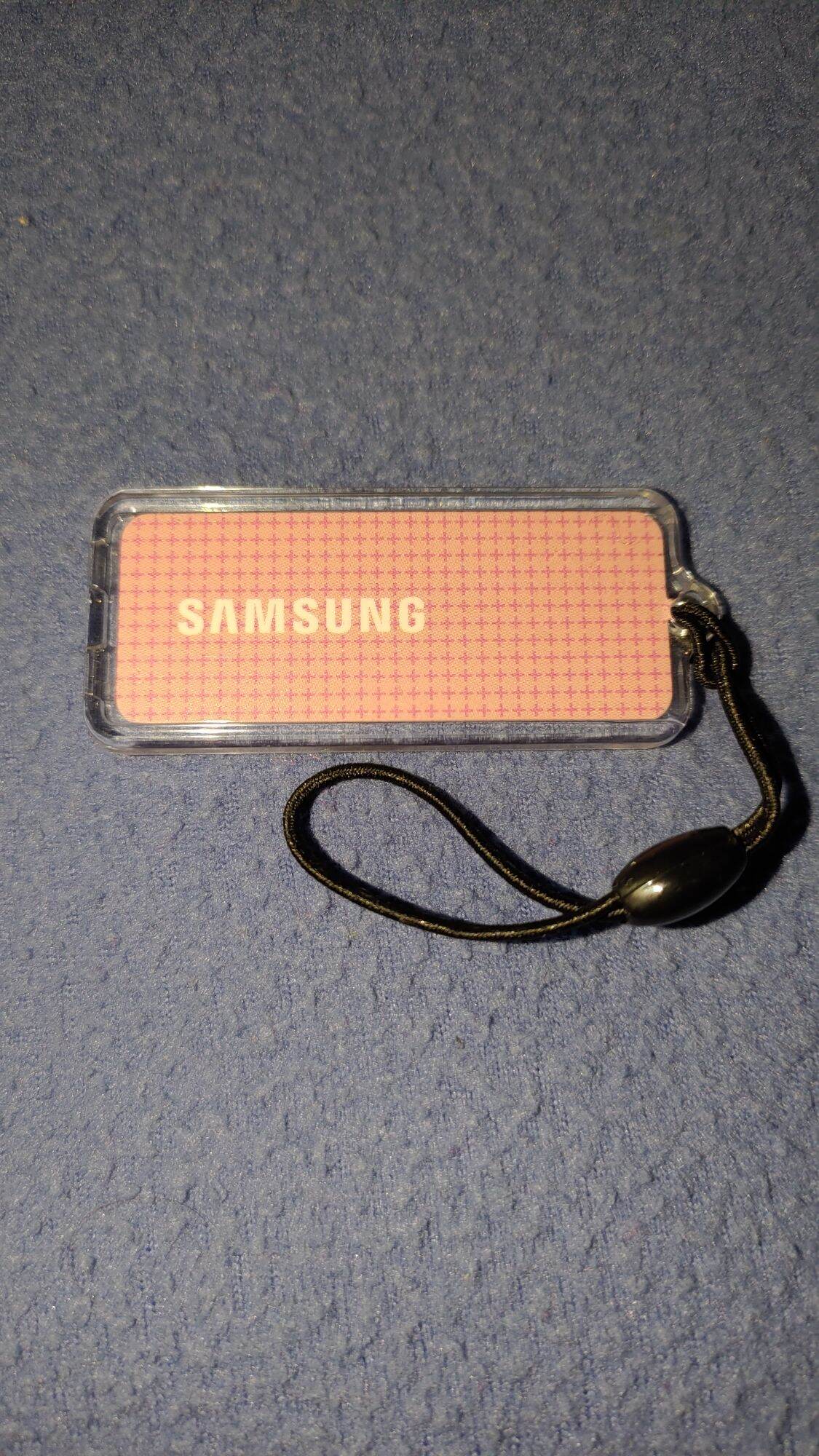 Thẻ từ khóa cửa điện tử Samsung.Màu hồng