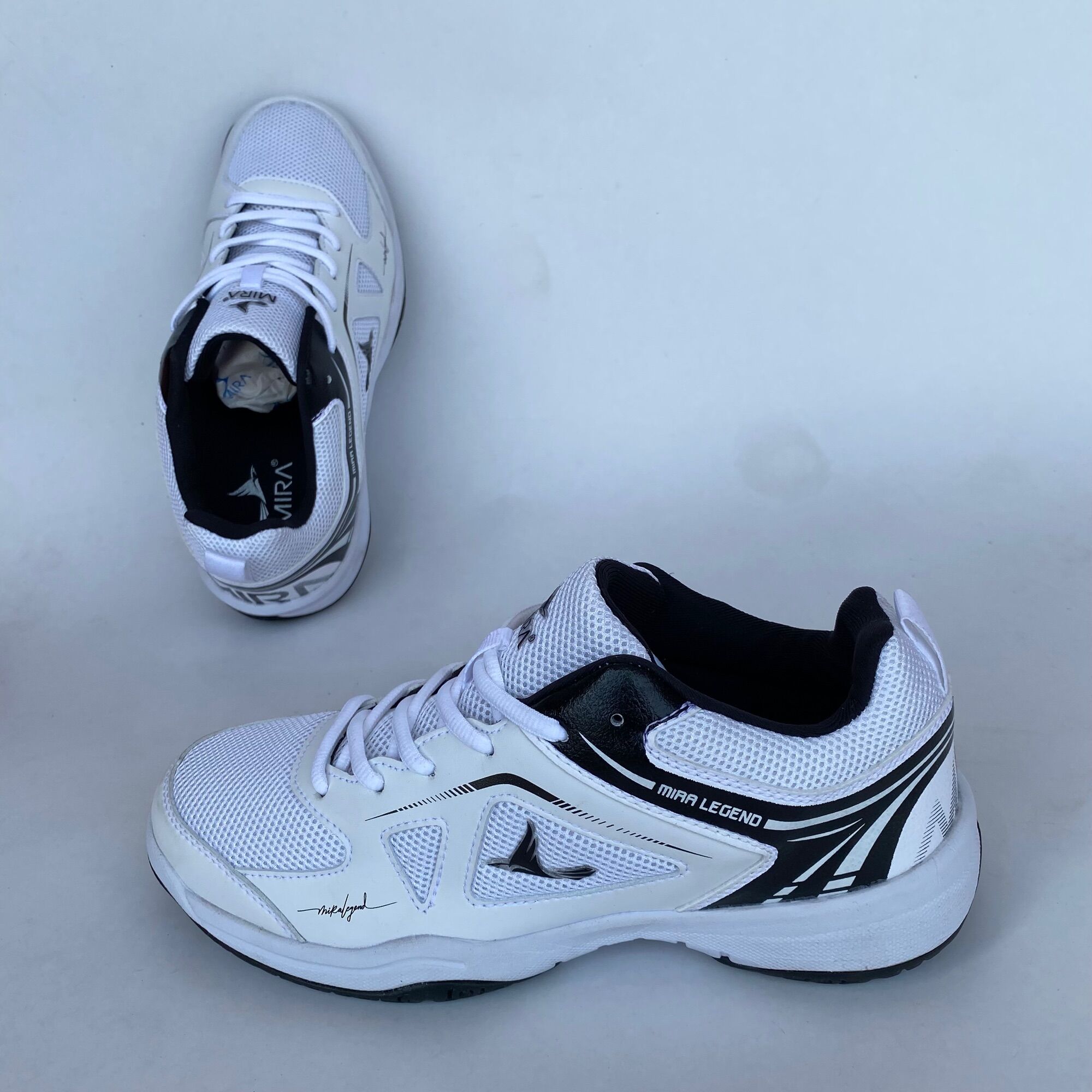 Giày Cầu Lông Bóng Chuyền Legeend Cao Cấp Chính Hãng Mira màu trắng