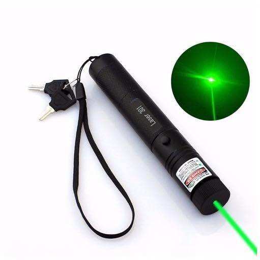 Đèn pin laser 303 tia sáng xanh