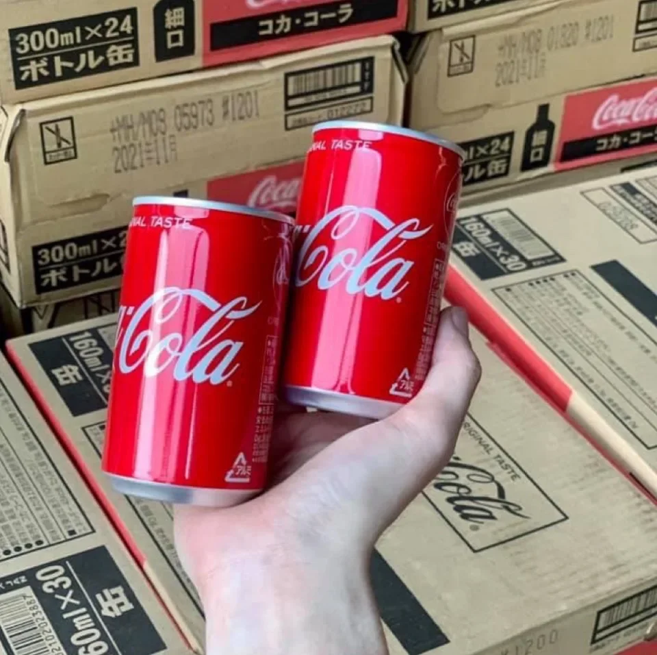 Coca lon mini 1thùnh 30 lon 👉160ml Date 6/2022