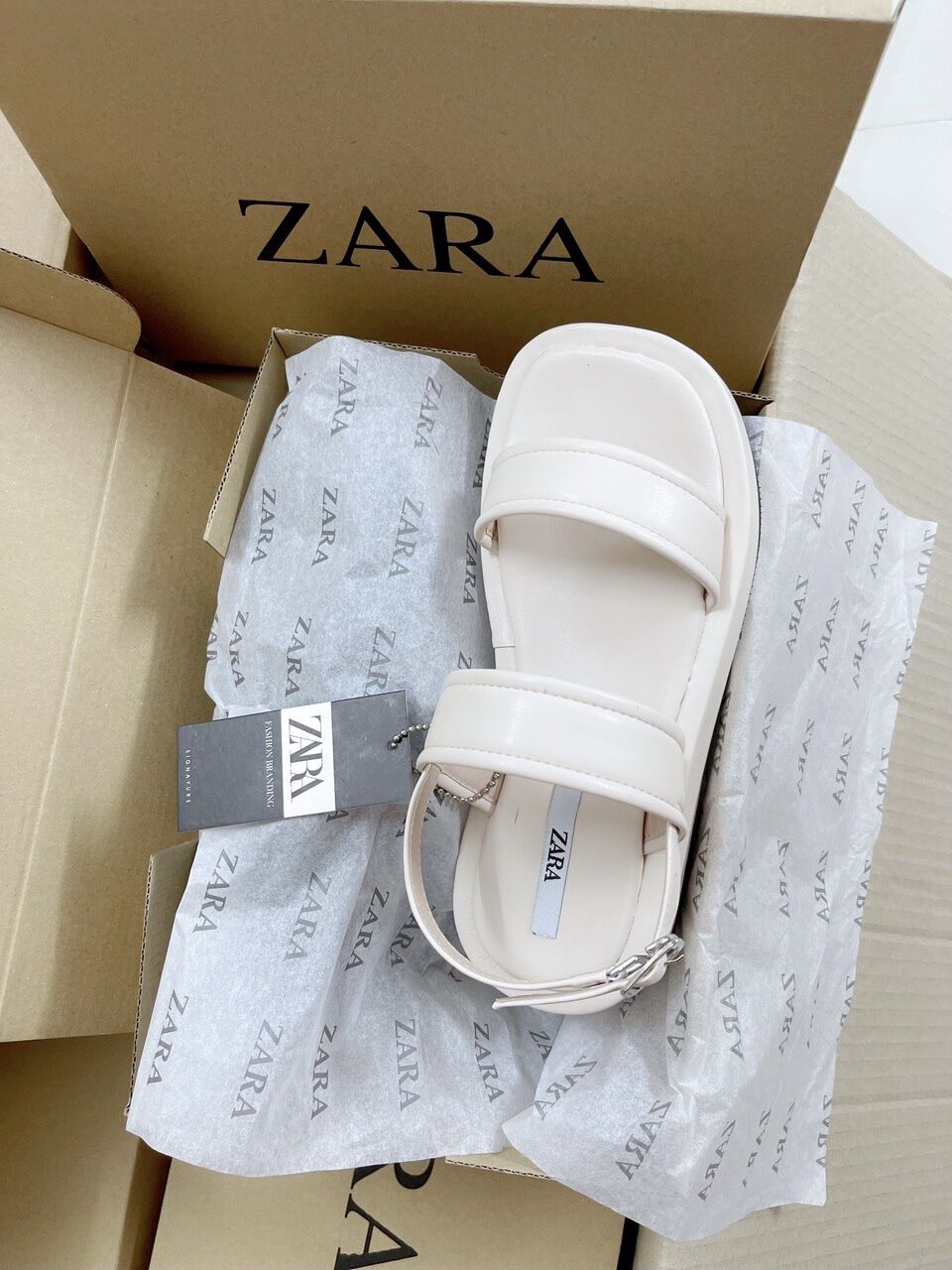 Giày Sandal hai quai zá rà