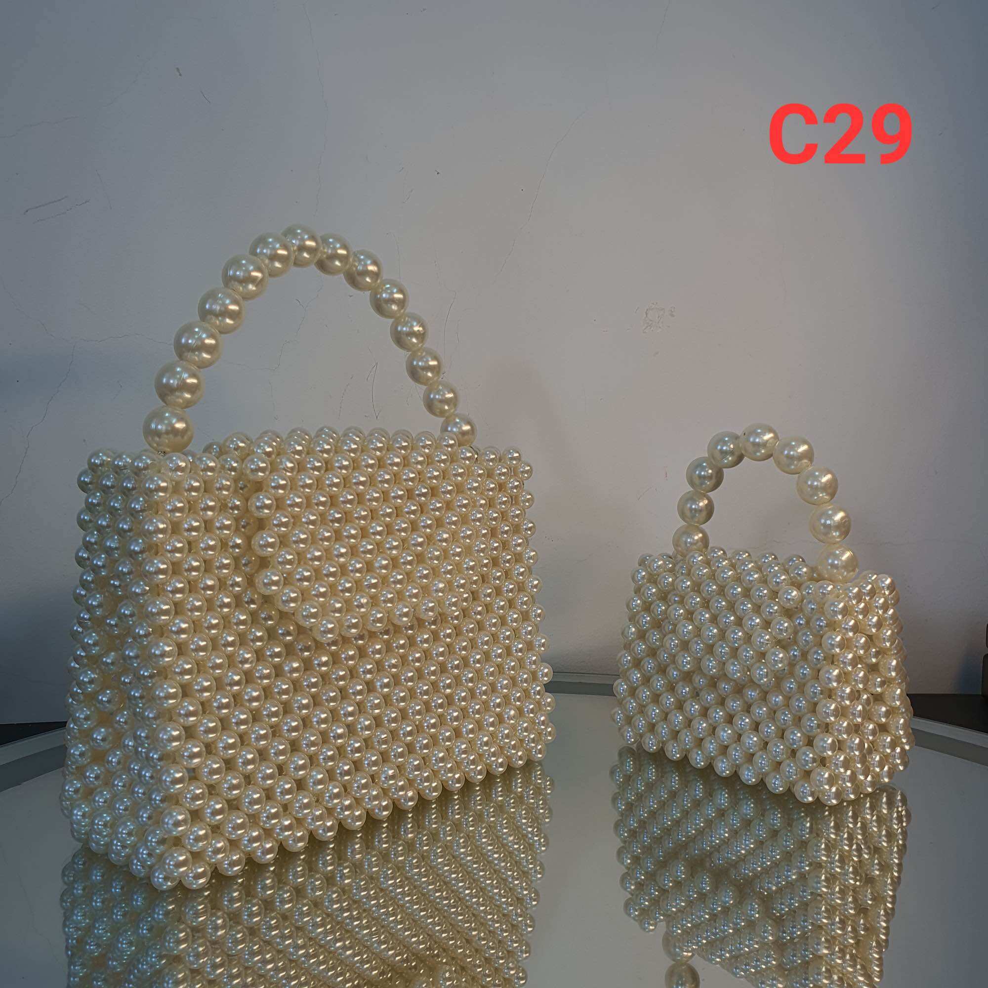 Túi xách tay kết hạt ngọc hạt cườm handmade mới độc lạ sang trọng