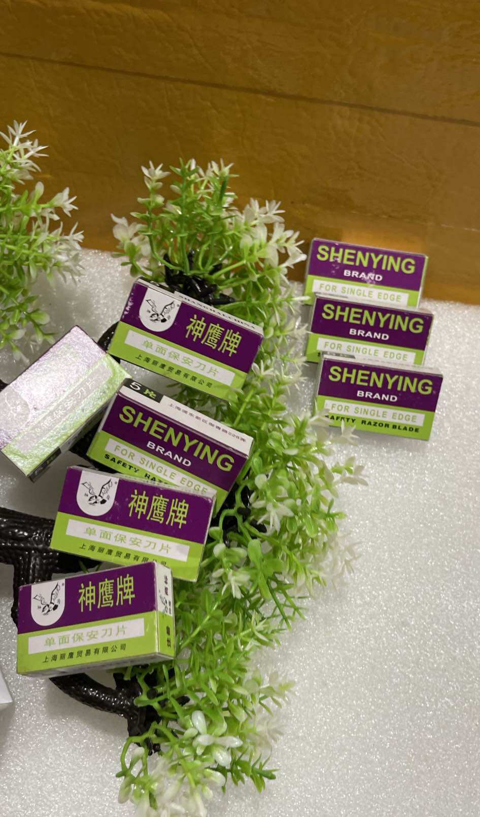 Lưỡi dao đại bàng chính hiệu