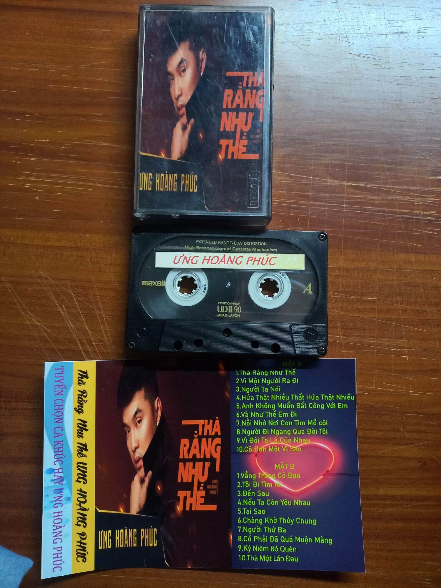BĂNG CASSETTE ƯNG HOÀNG PHÚC