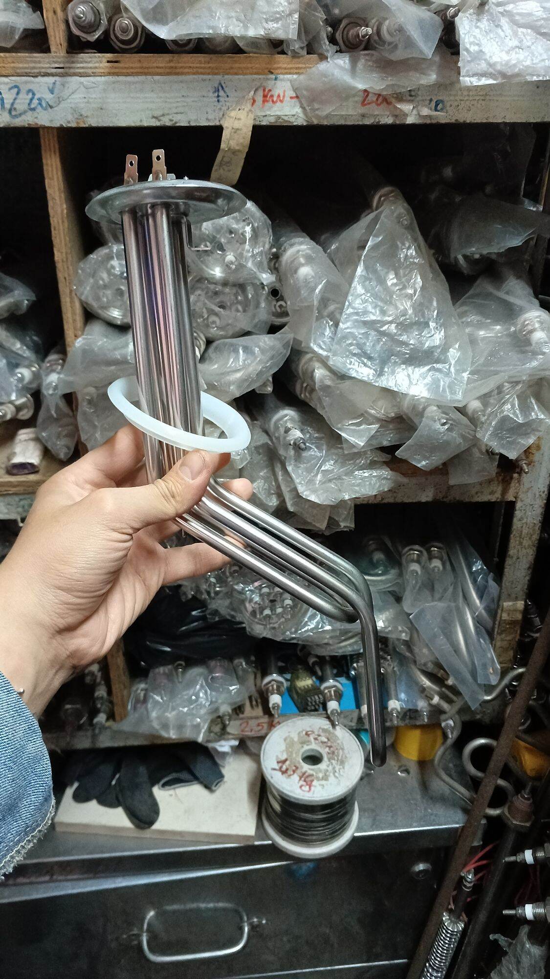 Thanh nhiệt bình nóng lạnh Ferroli 30L, mai so bình nóng lạnh đa năng, sợi đốt bình nóng lạnh, bình nóng lạnh Ferroli