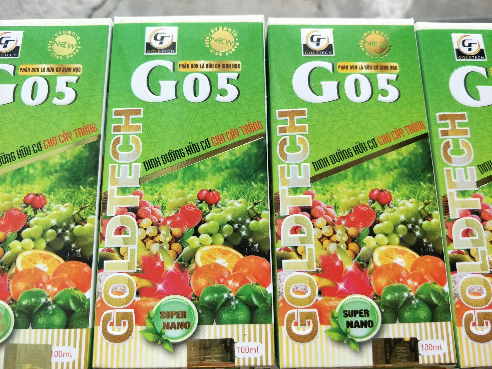 Phân bón lá sinh học cao cấp G05 giá rẻ Hàng chính hiệu goldtech hàng còn nguyên tem chống hàng giả chai 100ml.