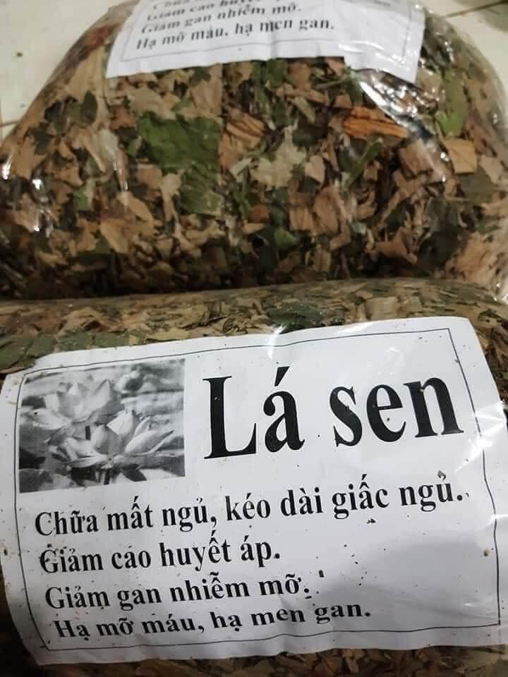 Lá sen khô 500g