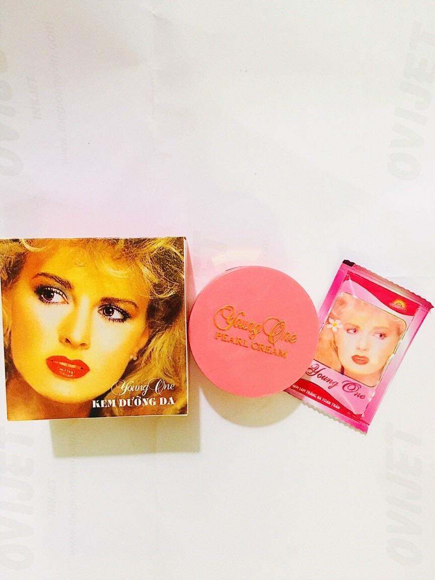 Kem tóc xù cty Việt Nam hộp 20gram tặng kèm gói dưỡng body