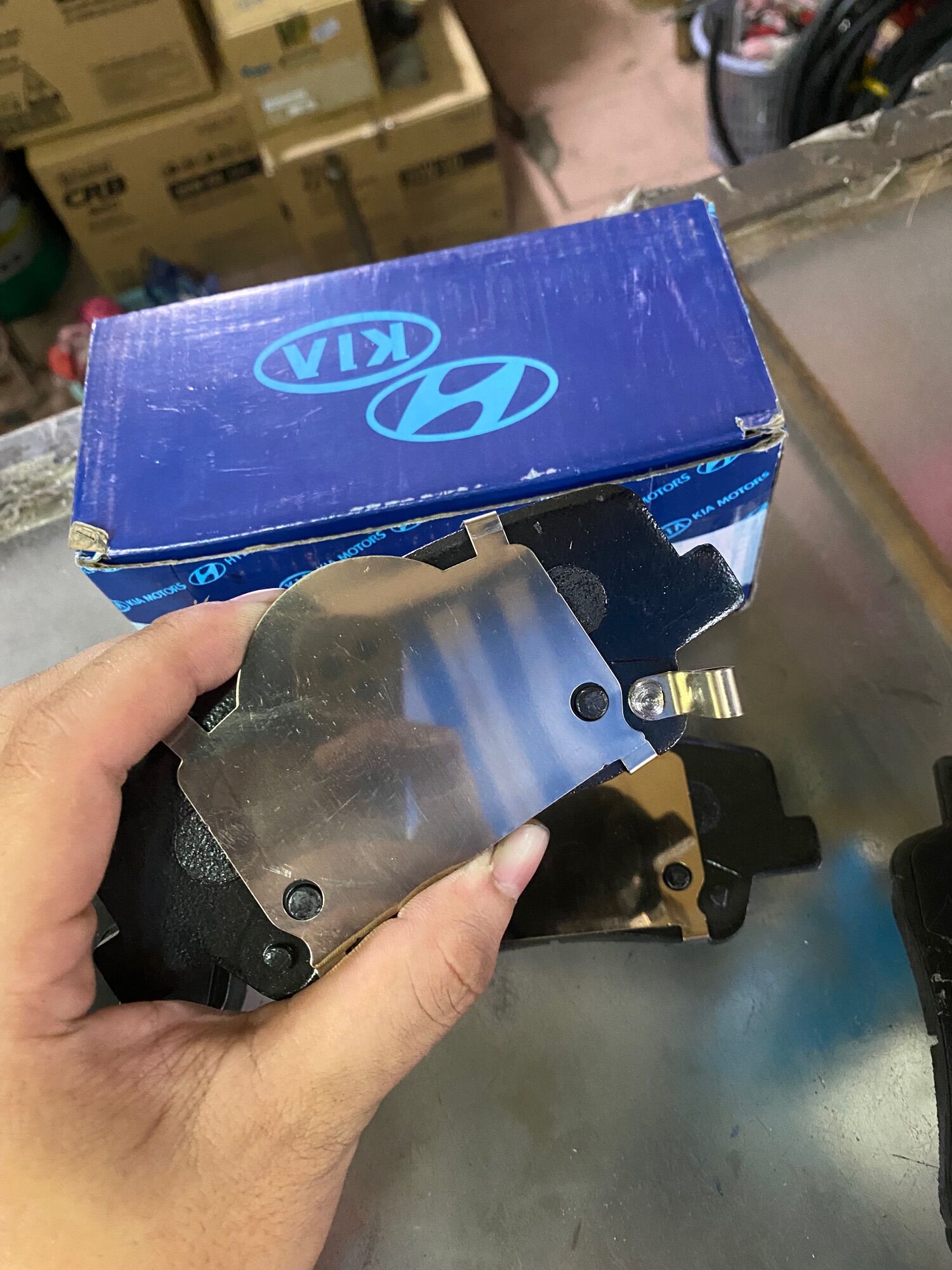 Bố Thắng (Má Phanh) Trước Hyundai Solati