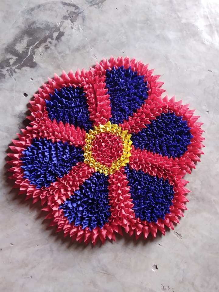 thảm hoa 6 cảnh .dễ thương. bắt mat.kích thuoc 55 cm