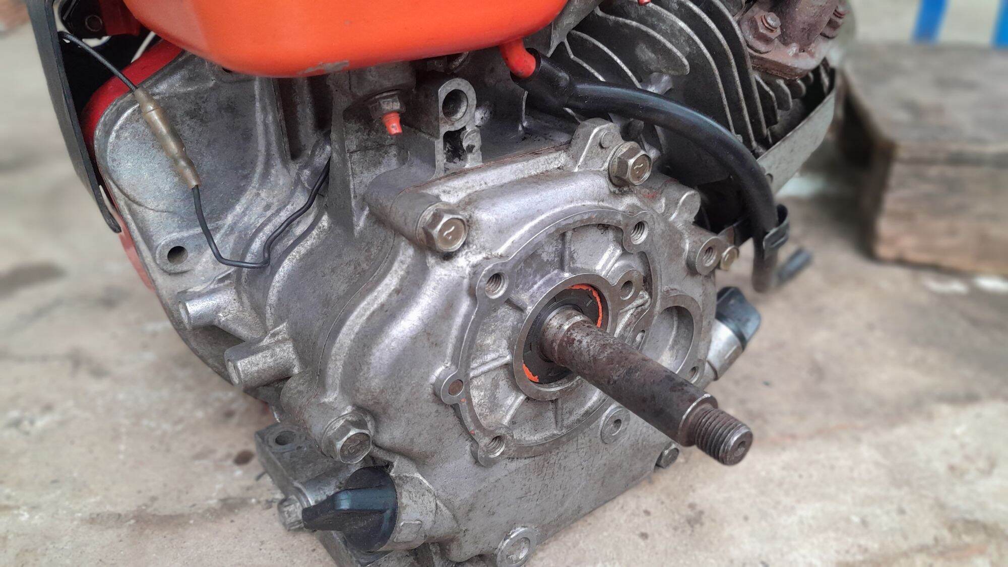 máy xang gm132  nhật nội địa