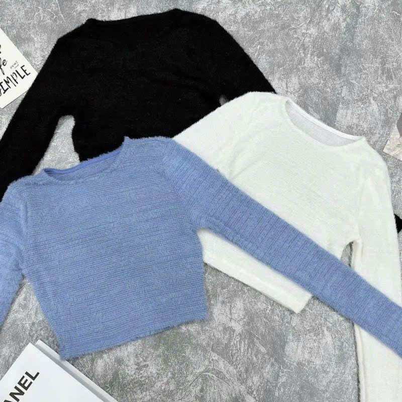 Áo Croptop Cổ Tròn Lông Tay Dài