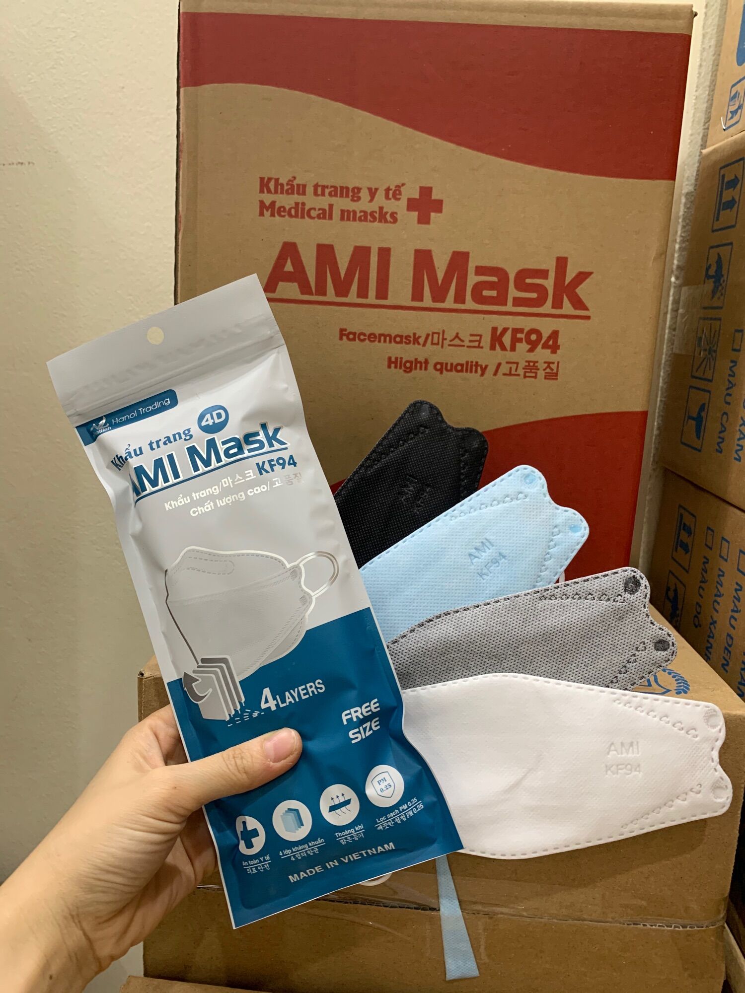 sỉ 1 thùng khẩu trang KF94 4d Ami (300 cái)