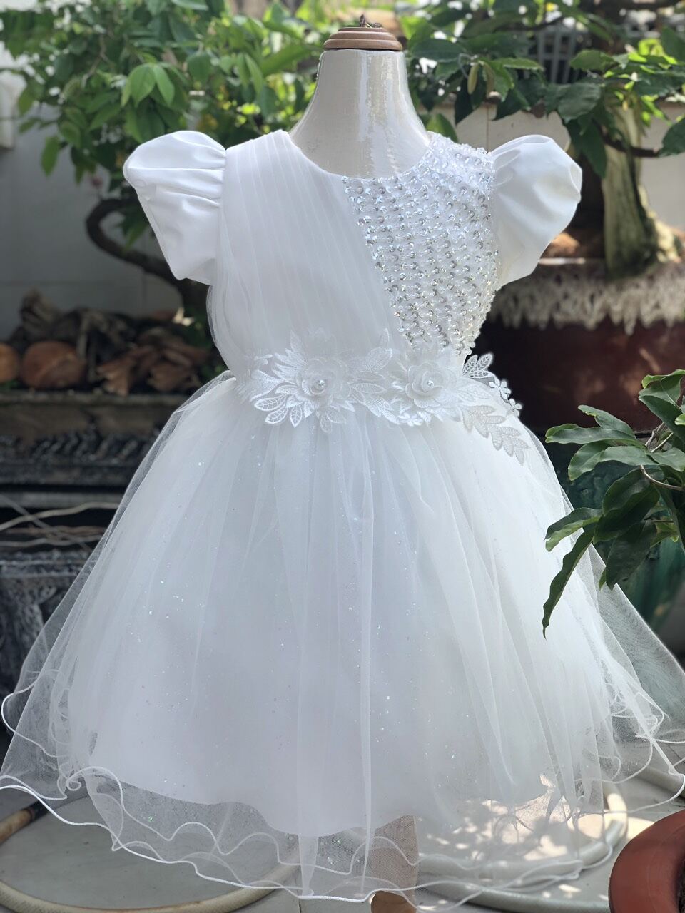 Dam Cong Princess Little Girl's Sequins and Handmade Stones with a Luxurious Design Waistband