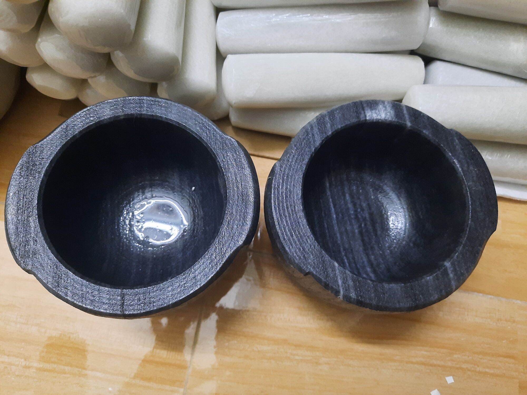 Cối đá Non Nước size 12cm màu đen tuyền (kèm chày)