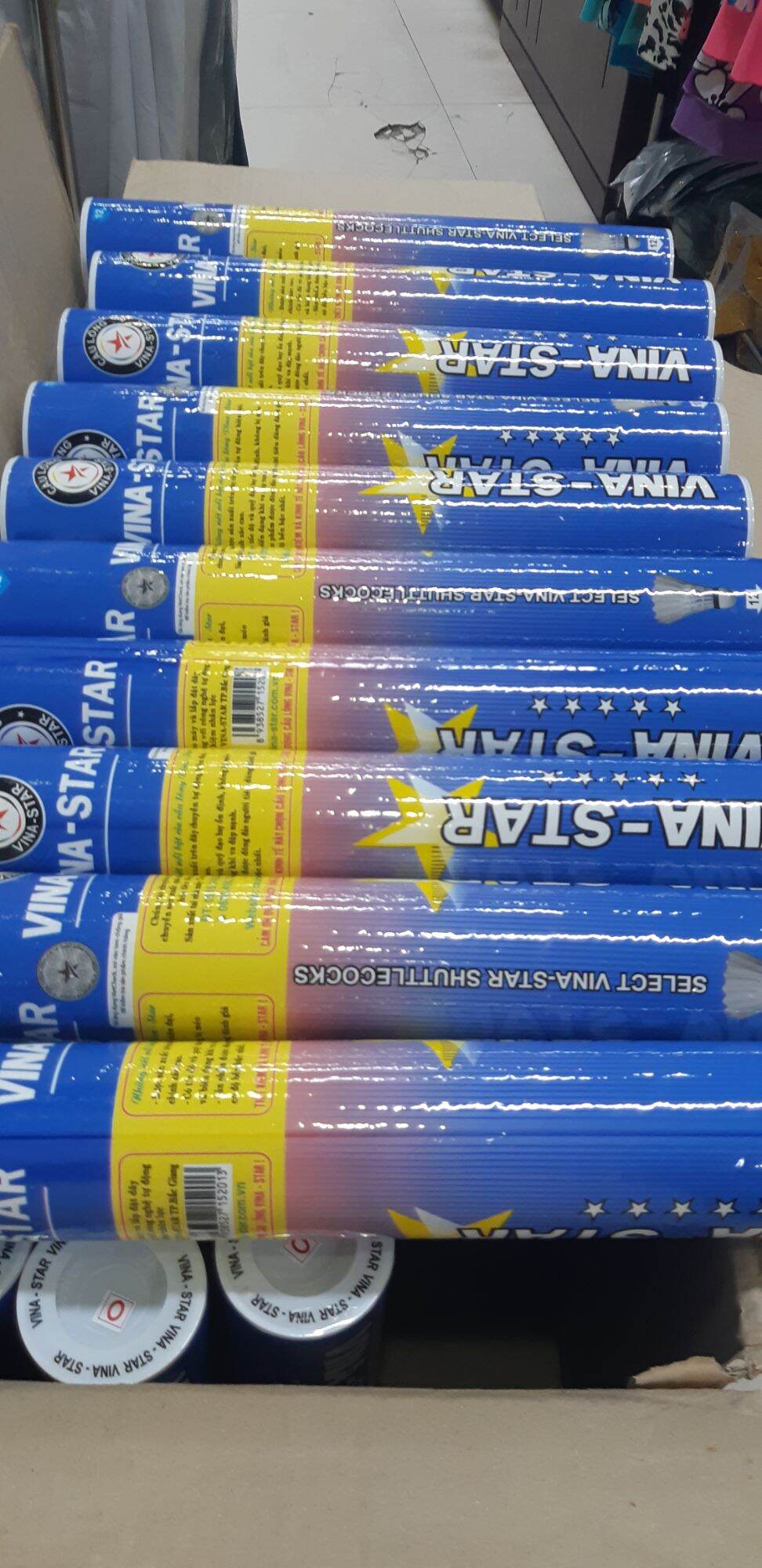 Cầu lông vina star