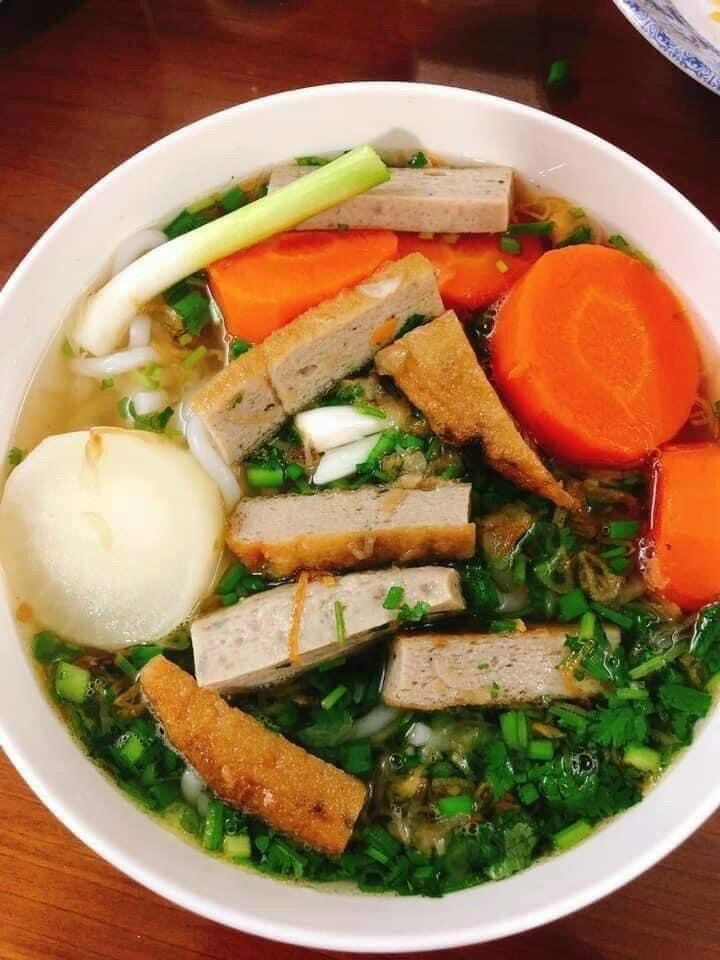 (HCM) Chả cá Nha Trang chiên