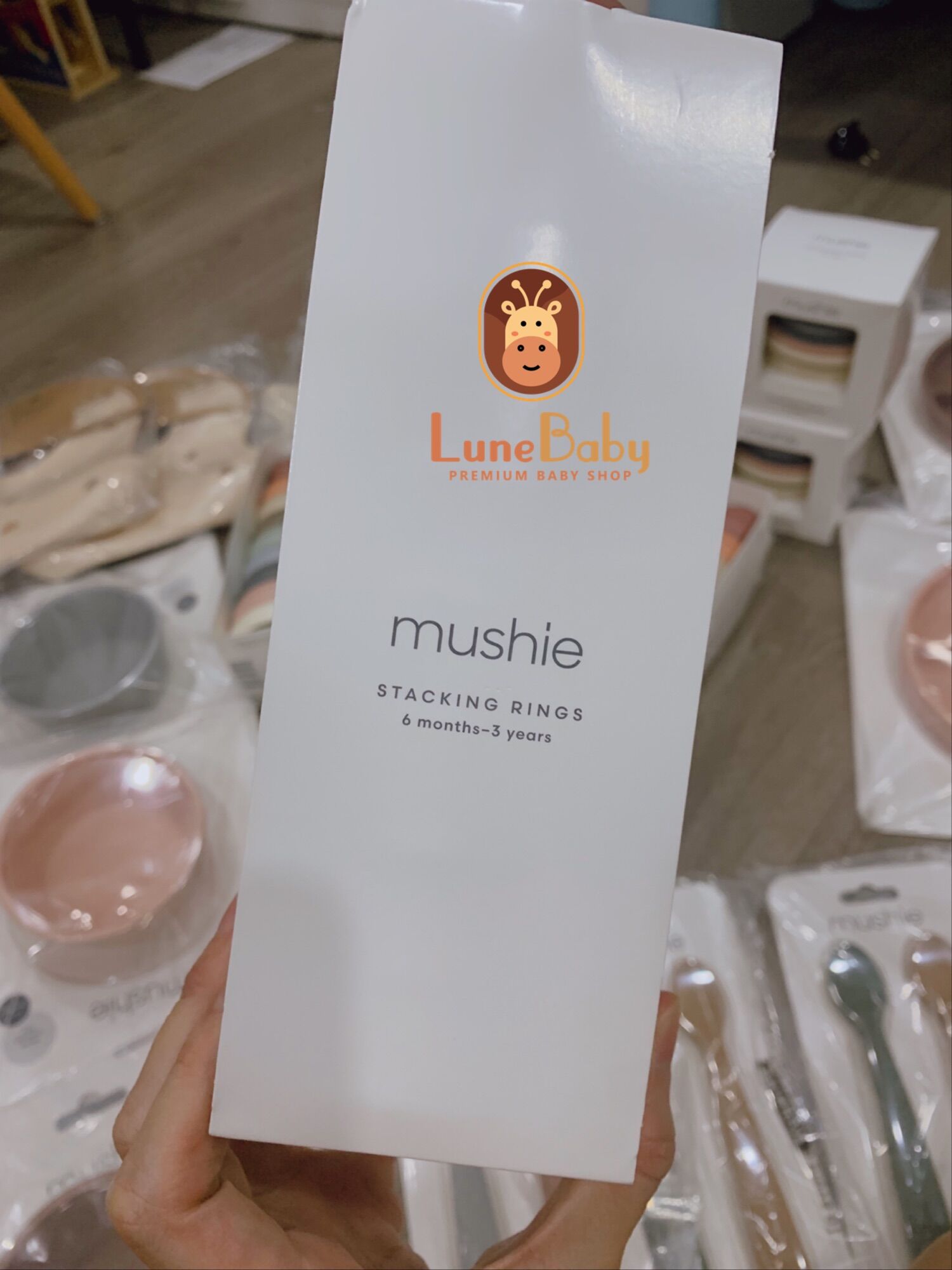 Tháp đồ chơi Mushie (Stacking rings Toy Mushie) Madein Denmark
