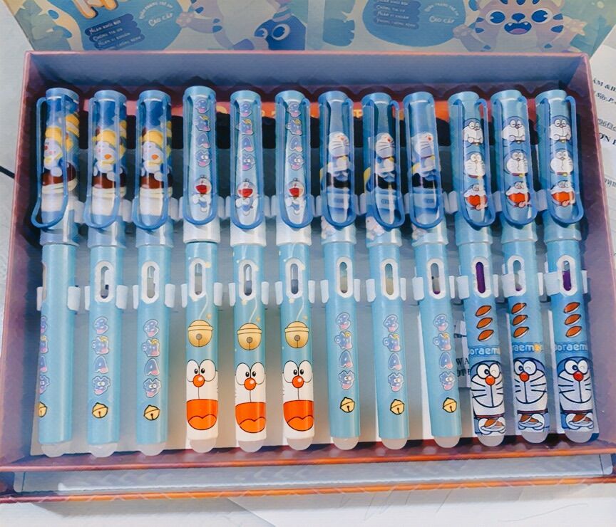 Bút máy xoá được.