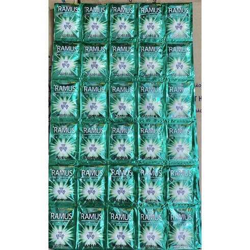 Dây 12 gói dầu gội Ramus men