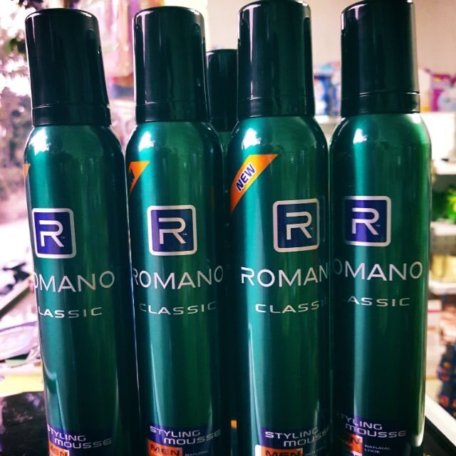 mút ,bọt tạo kiểu tóc  romano chai màu xanh 175g dành   cho nam  giới guips định hình mái tóc giữ nưeoa lâu không khô to