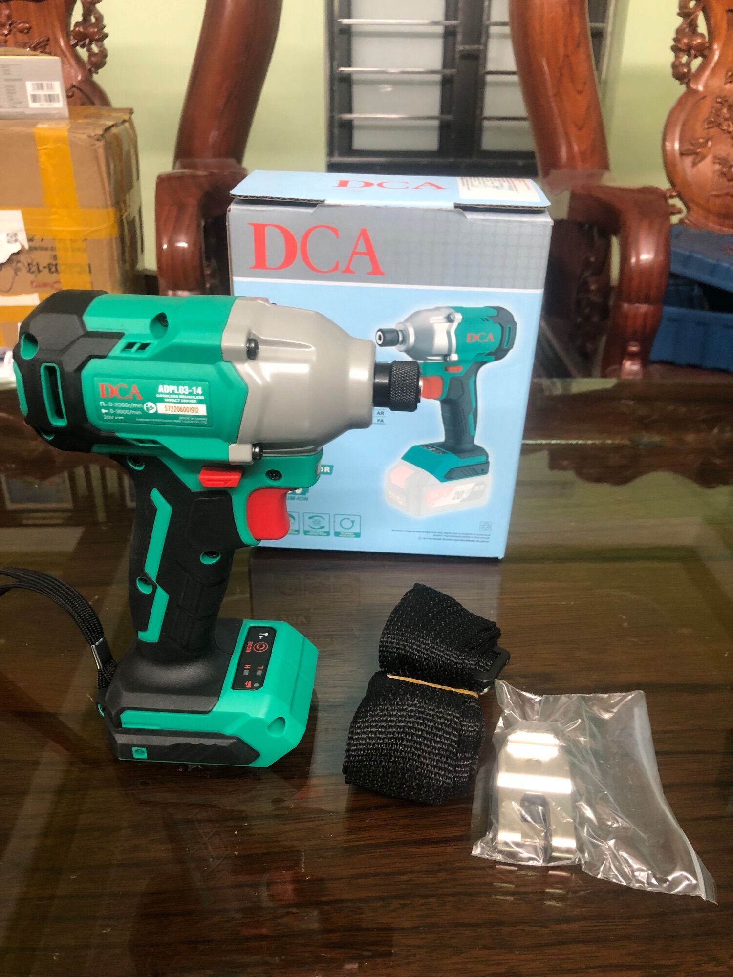 Máy bắn vít pin DCA 20v adpl03-14 chính hãng