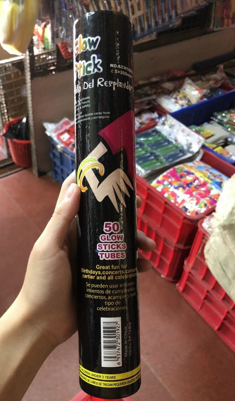 Que phát sáng, vòng đeo tay dạ quang lightstick (combo 5 vòng)