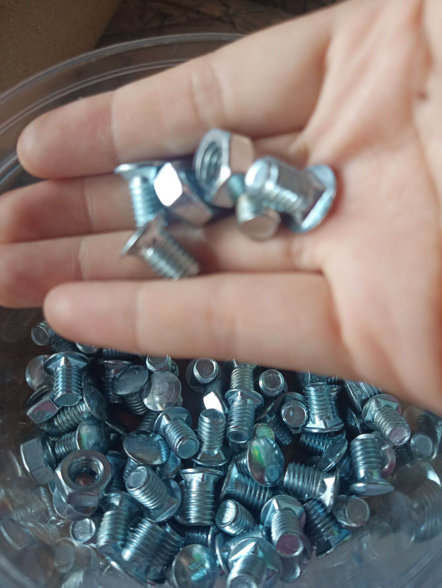 CỜ LÊ YETI SỐ 13 ĐỂ SIẾT ỐC KỆ V LỖ