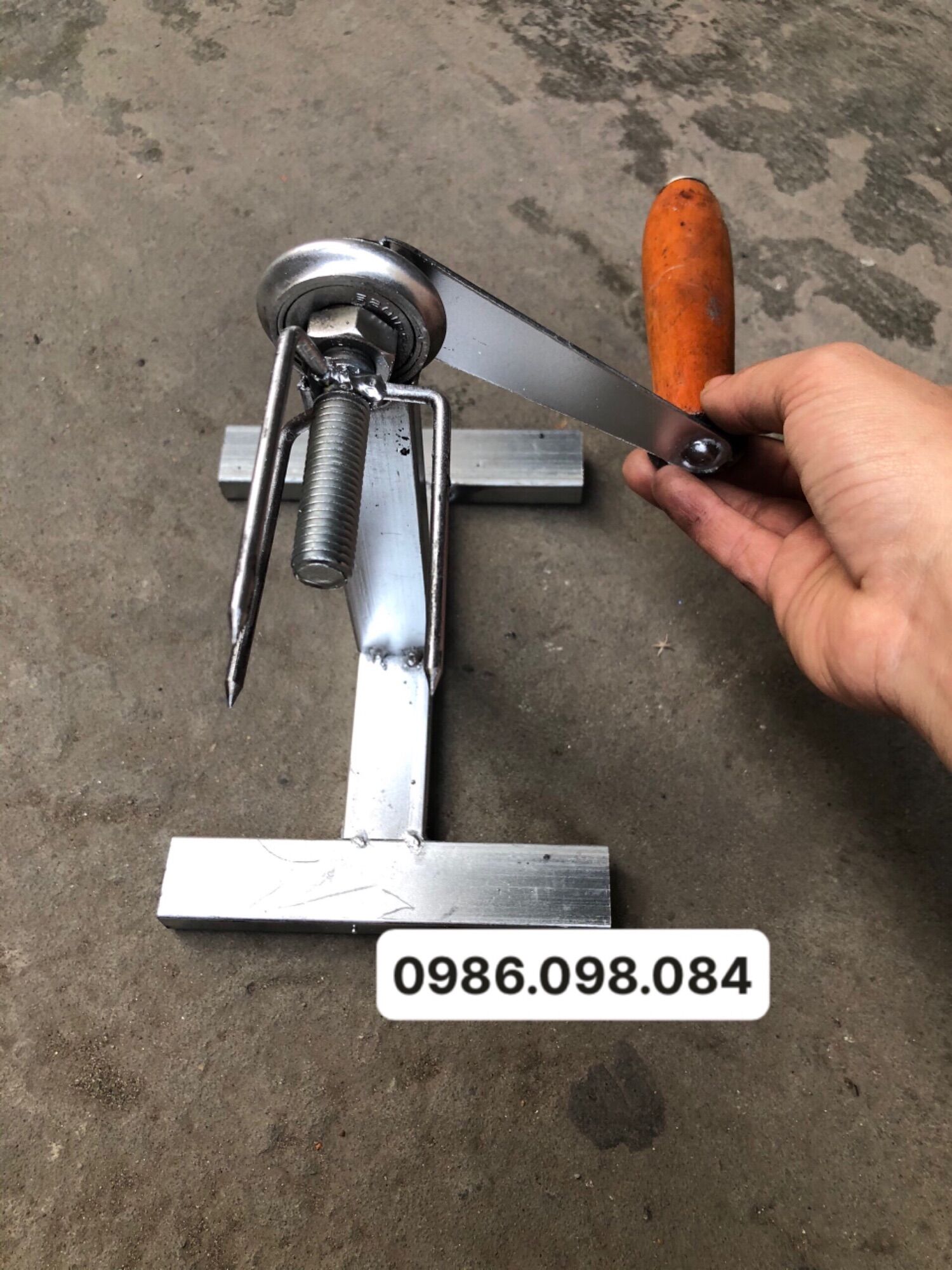 Máy nạo dừa sợi làm mứt