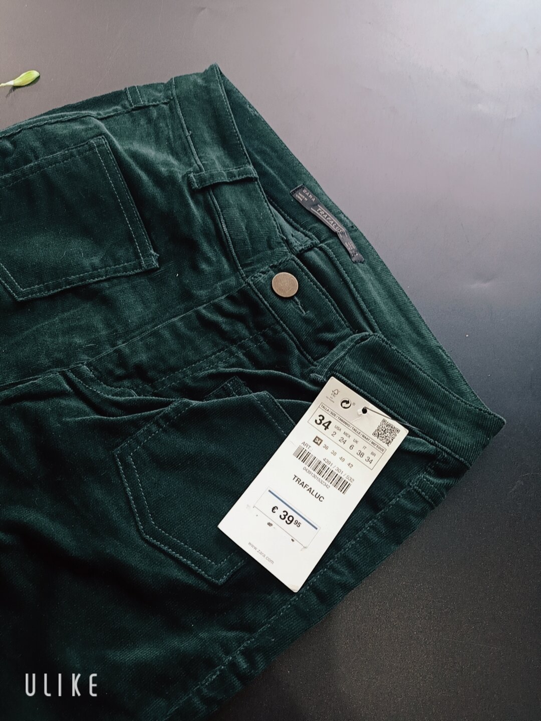 Quần jeans nhung ống loe hiệu zara