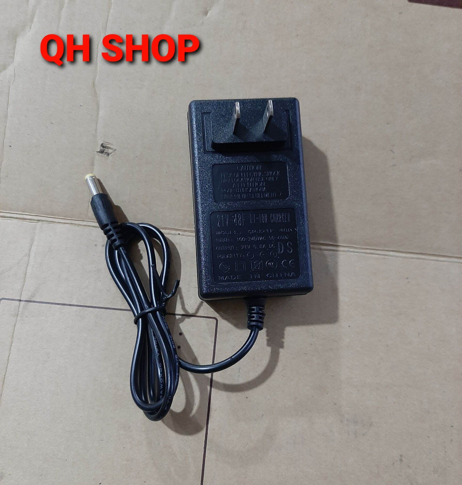 Sạc pin 21v-24v-26v cho máy khoan pin 18V-21V-24V-26V-28V-36V-66v 5cell